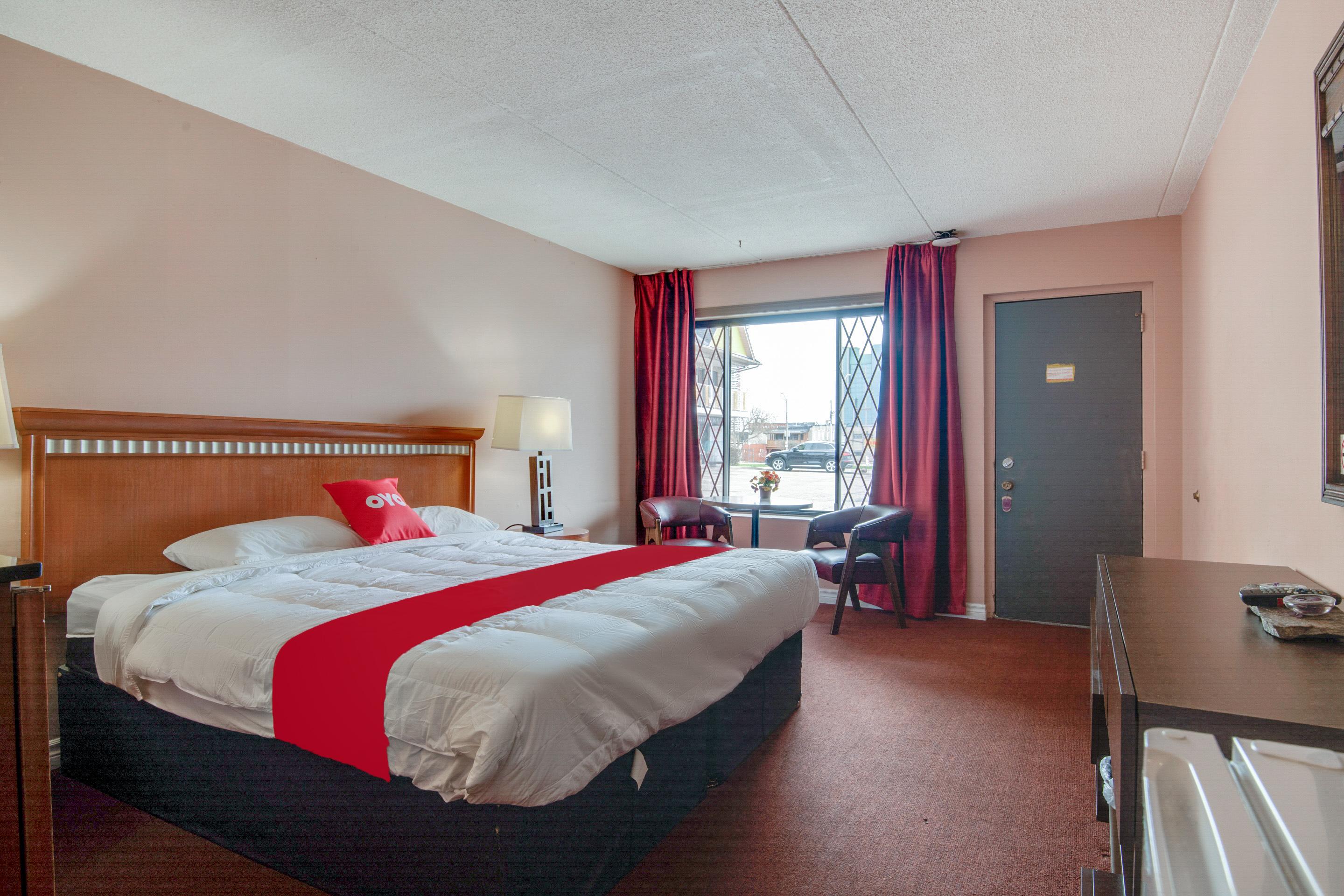 Falls Inn Near Casino Niagara By Oyo Exterior foto