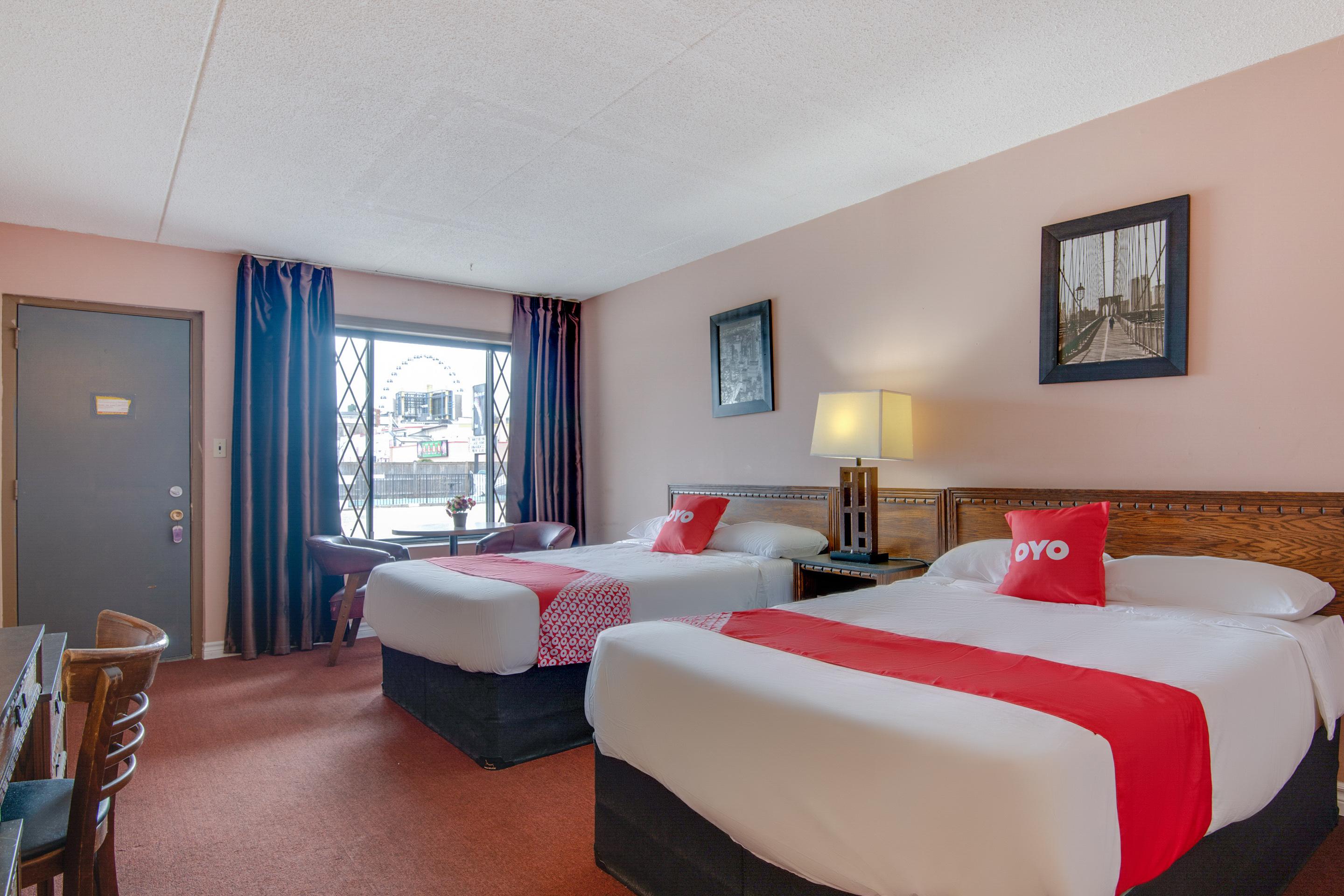 Falls Inn Near Casino Niagara By Oyo Exterior foto